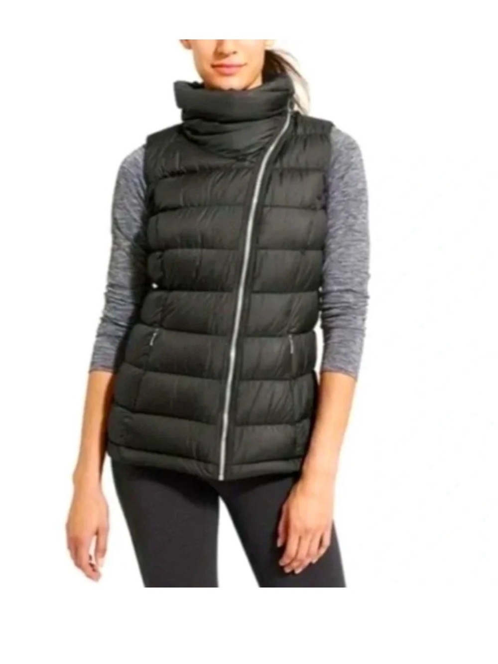 Athleta Downabout Down Puffer Vest - Black - Size M